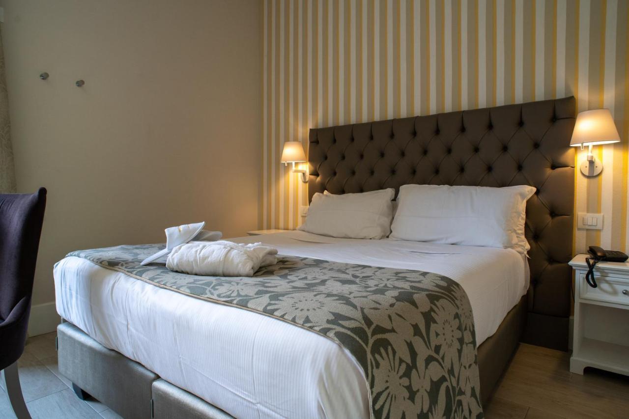 Park Hotel Italia كانيرو ريفييرا المظهر الخارجي الصورة